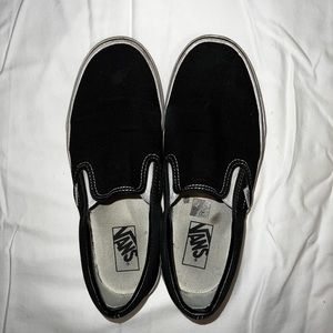 Women’s black slip-on vans size 9.5
